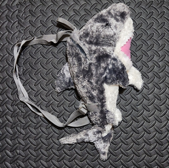 90s Vintage Shark Plush Backpack - Picture 4 of 5